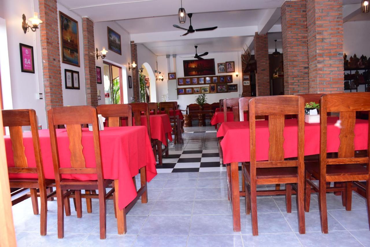 Bou Savy Guesthouse Siem Reap Exterior photo