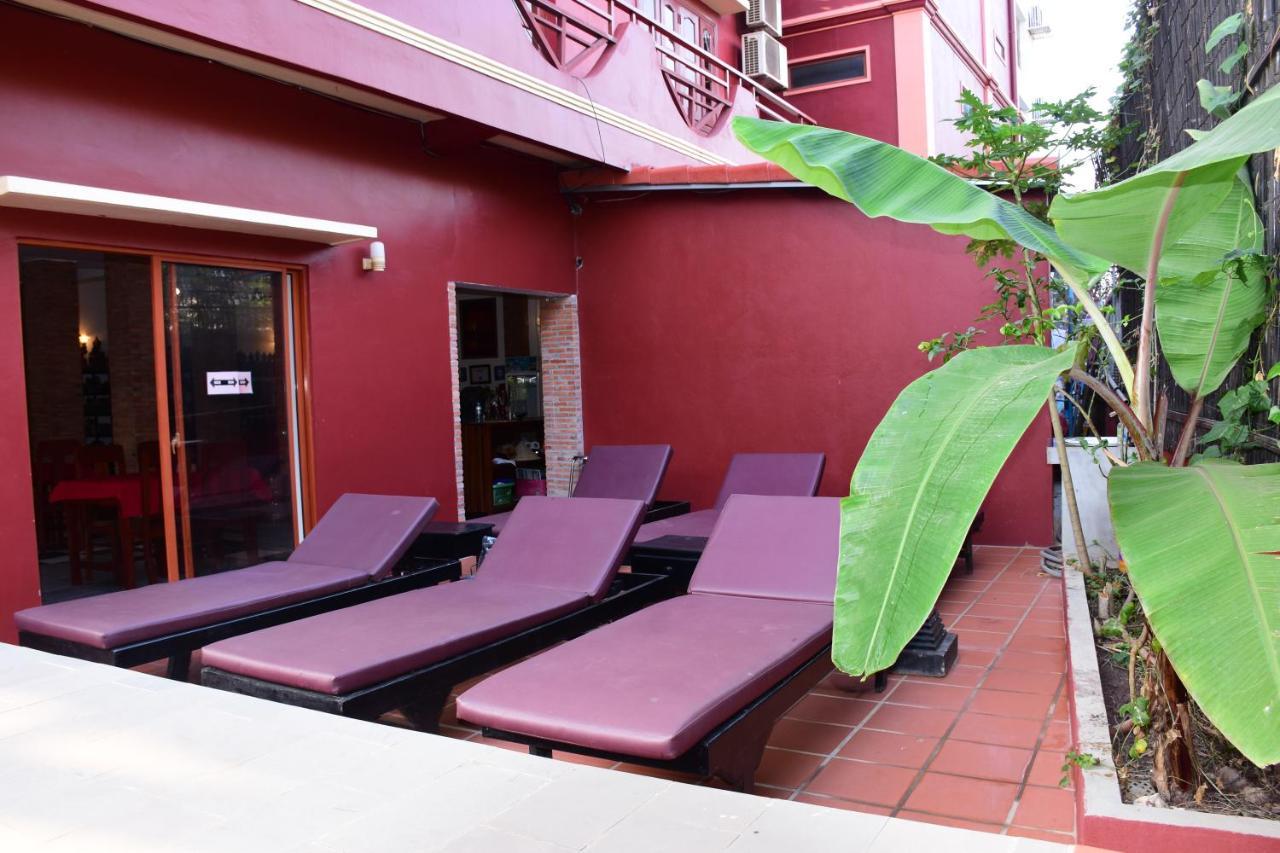 Bou Savy Guesthouse Siem Reap Exterior photo